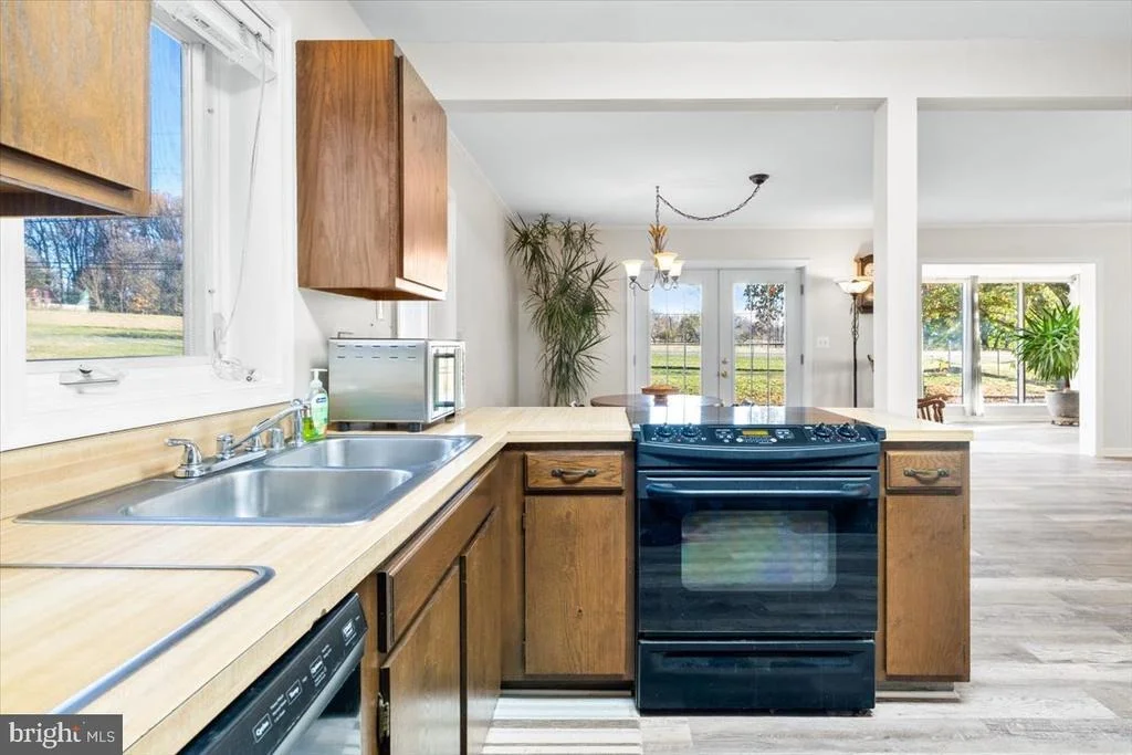 Photo of 6936 LINGANORE ROAD