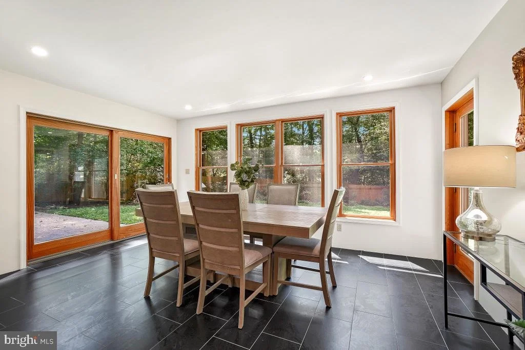 Photo of 8545 PINEWAY COURT