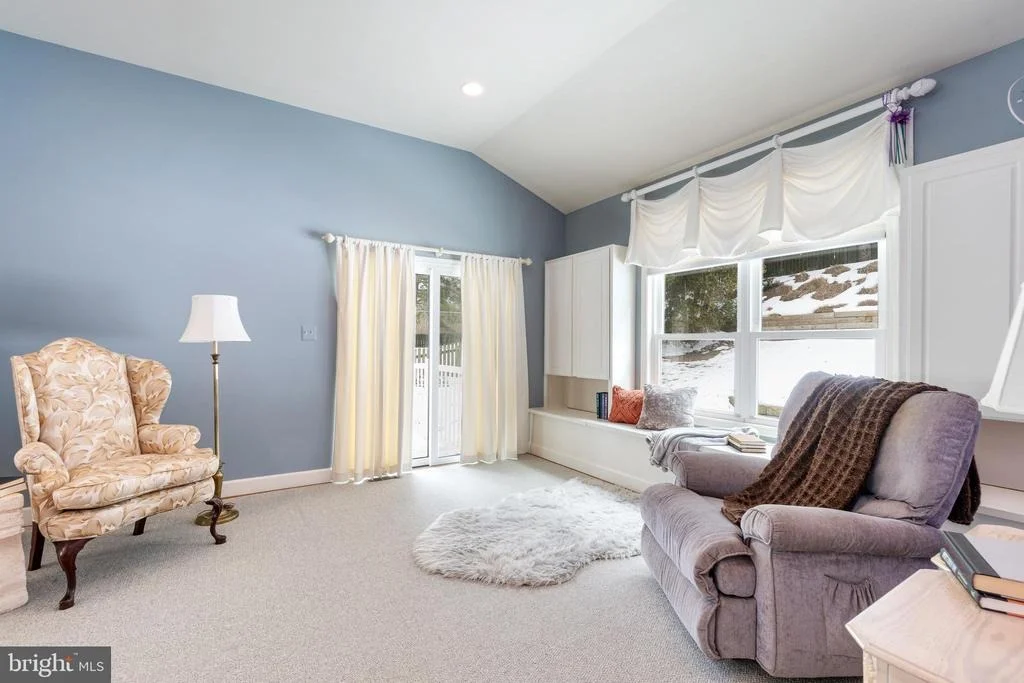 Photo of 17114 FITZROY WAY