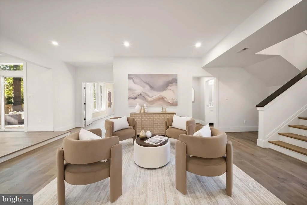 Photo of 8615 ACORN CIRCLE