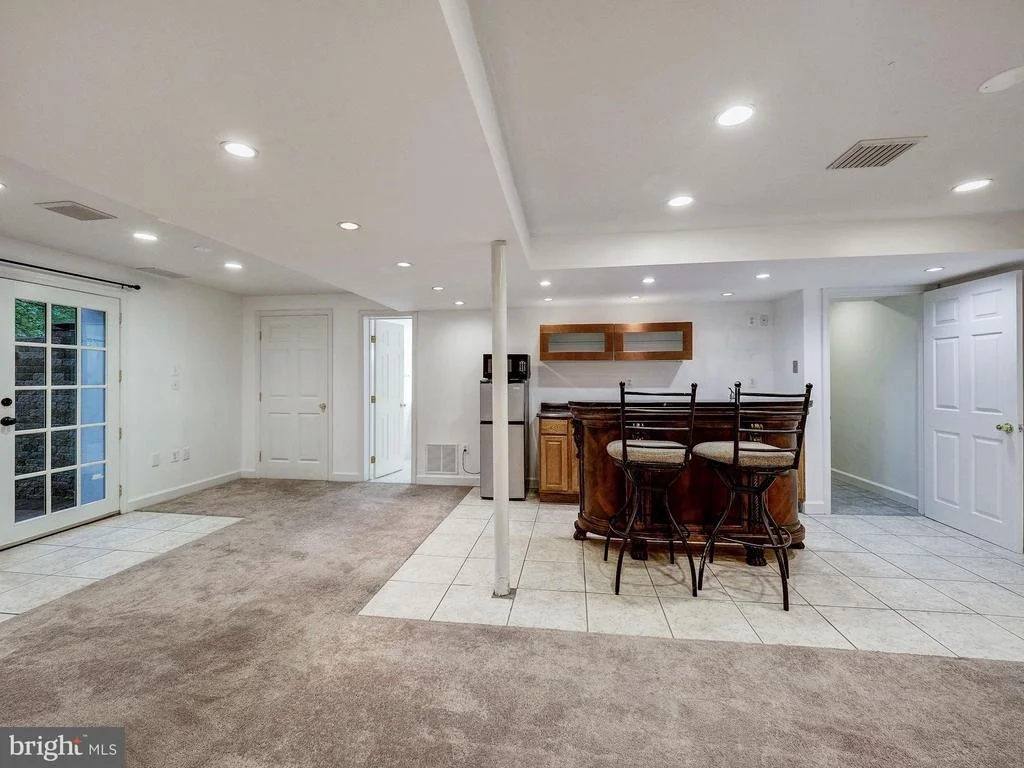 Photo of 407 WILLINGTON DRIVE