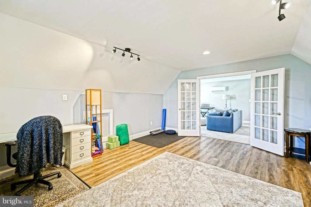 Photo of 35142 BATTLEMIXER DRIVE