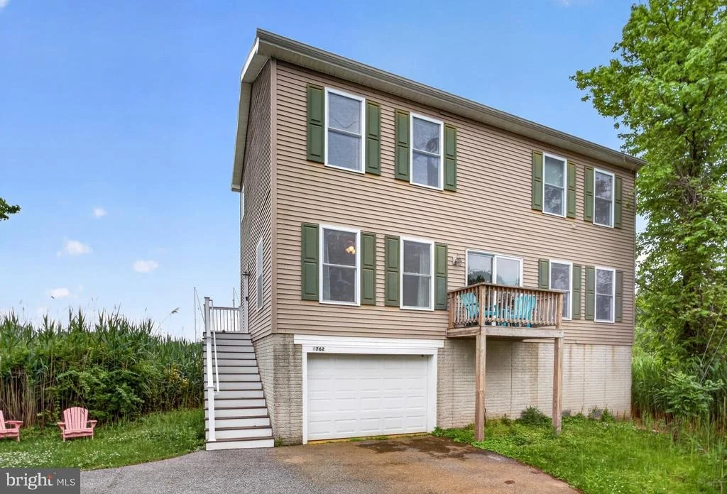 Photo of 3762 BEACH DRIVE BOULEVARD