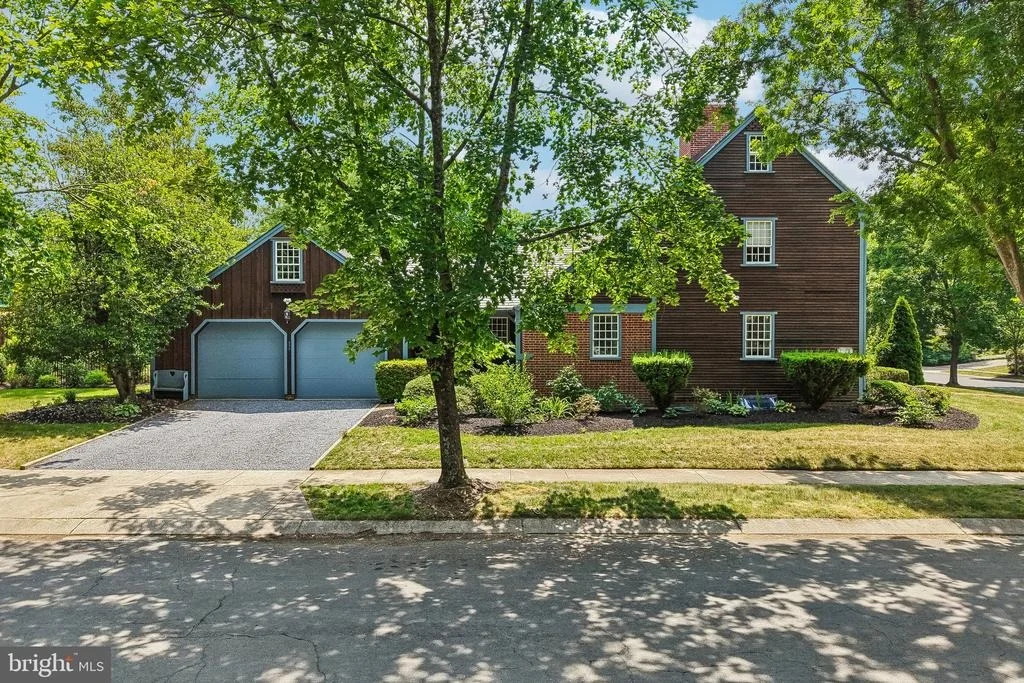 Photo of 355 BROADVIEW LANE