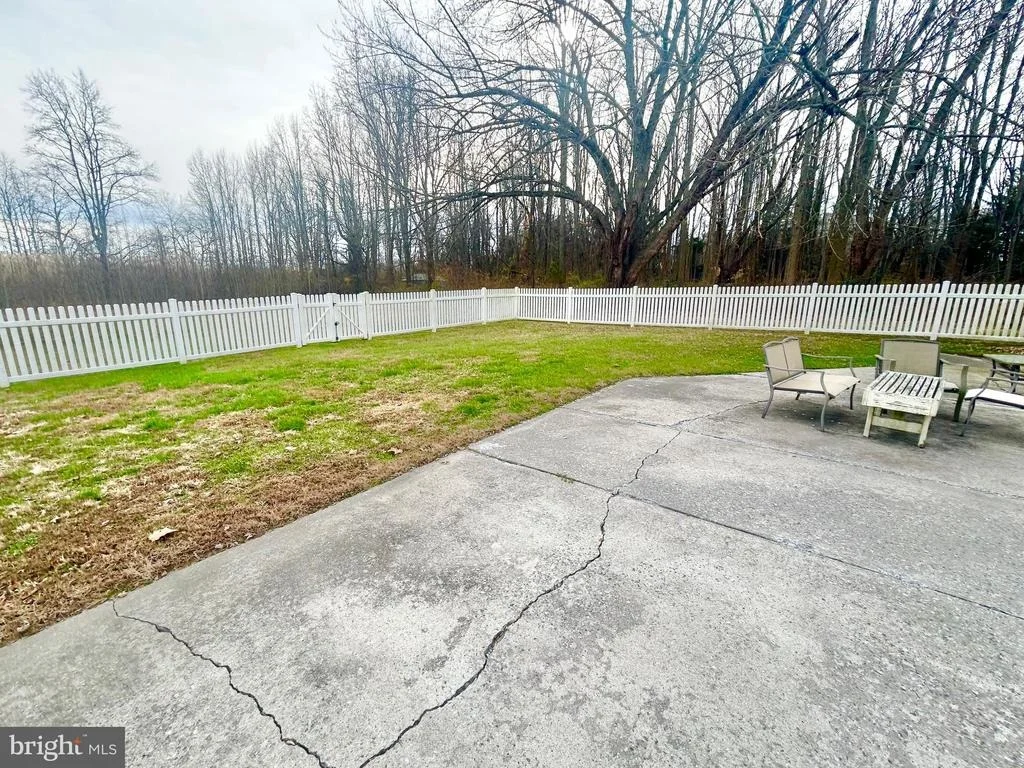 Photo of 298 N HOOK ROAD