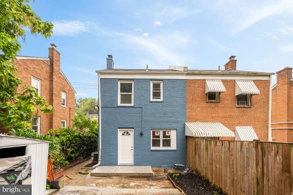 Photo of 4620 B STREET SE