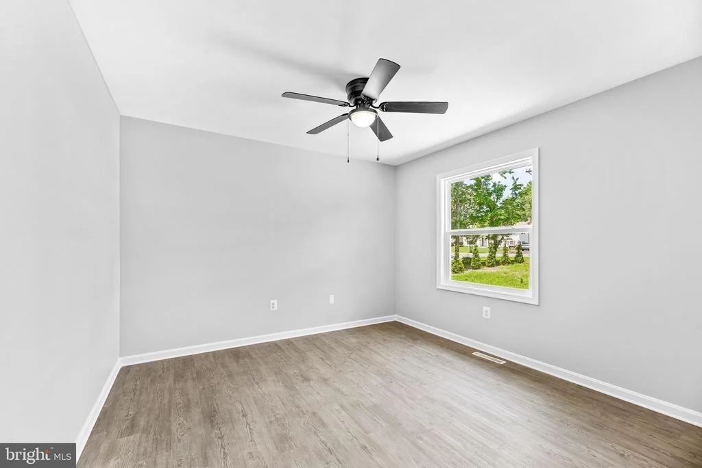 Photo of 1235 CALVERT BEACH ROAD