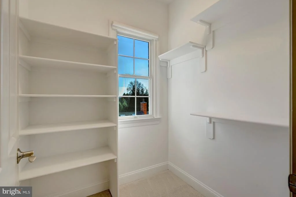 Photo of 1318 KURTZ ROAD