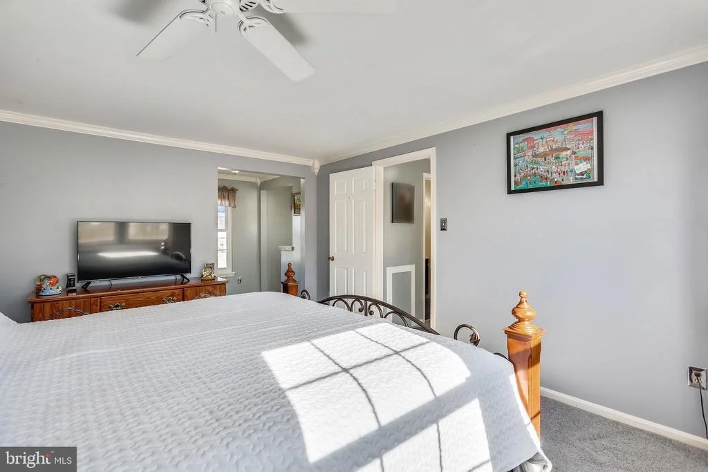 Photo of 915 POINTER RIDGE DRIVE
