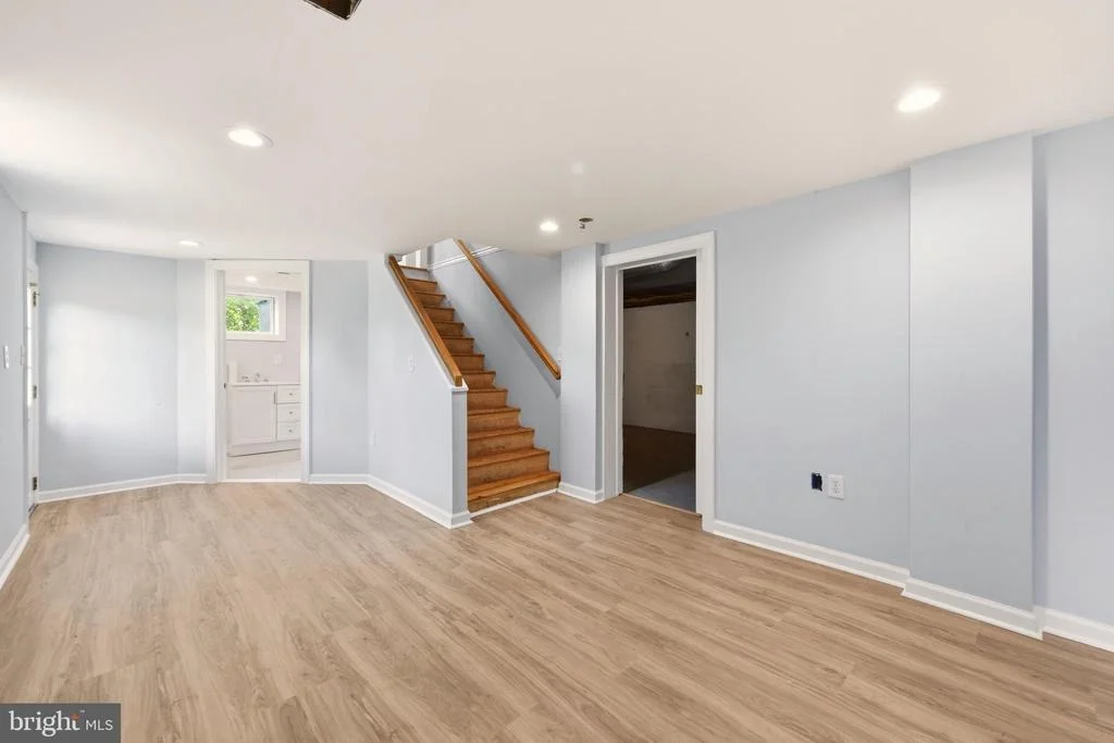 Photo of 124 DINKLE DRIVE