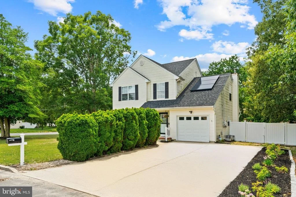 Photo of 55 CEDAR DRIVE