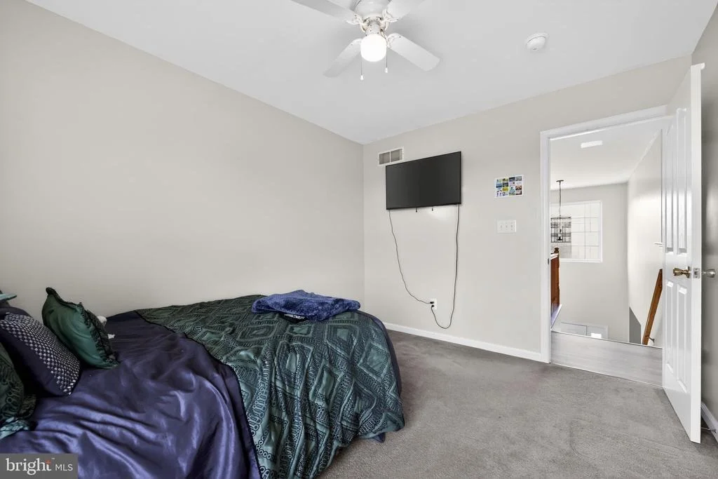 Photo of 112 OLIVINE CIRCLE