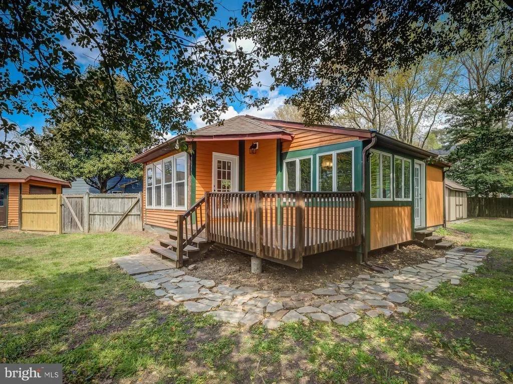 Photo of 370 WILETT DRIVE
