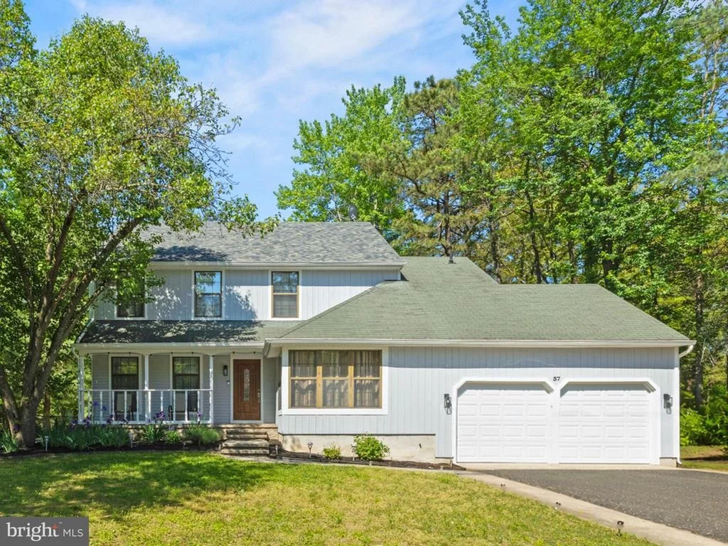Photo of 37 CHATHAM DRIVE