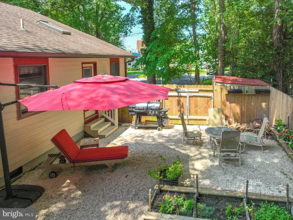 Photo of 39 N PRIMROSE LANE
