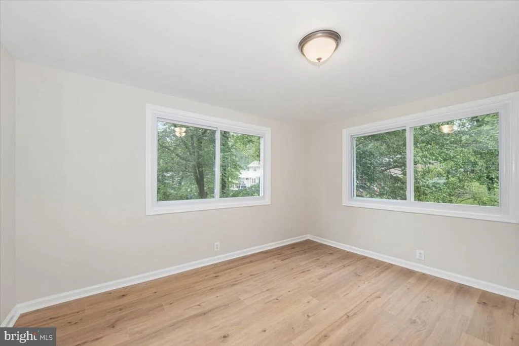 Photo of 8624 PARLIAMENT DRIVE
