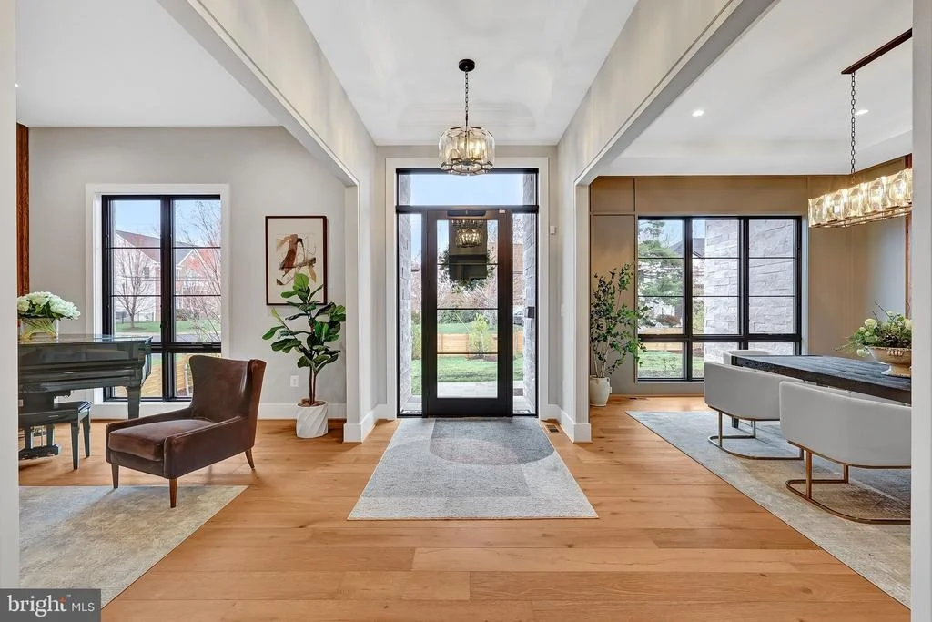 Photo of 1100 BALLS HILL ROAD