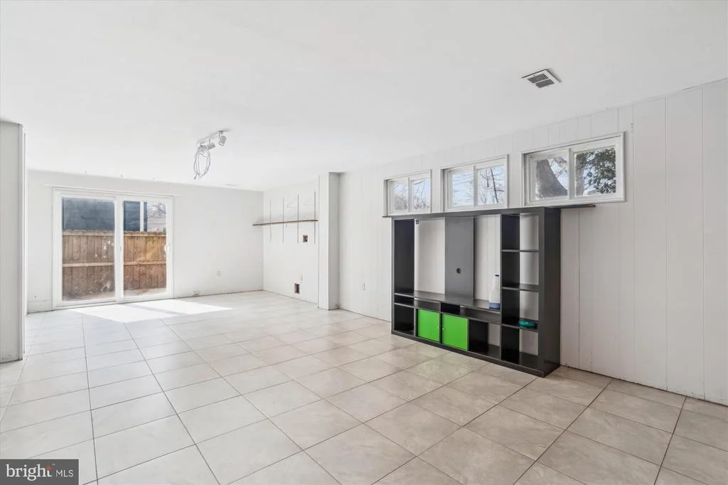 Photo of 11409 FAIROAK DRIVE