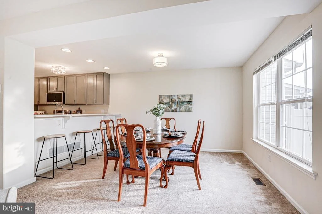 Photo of 259 AVONBRIDGE DRIVE