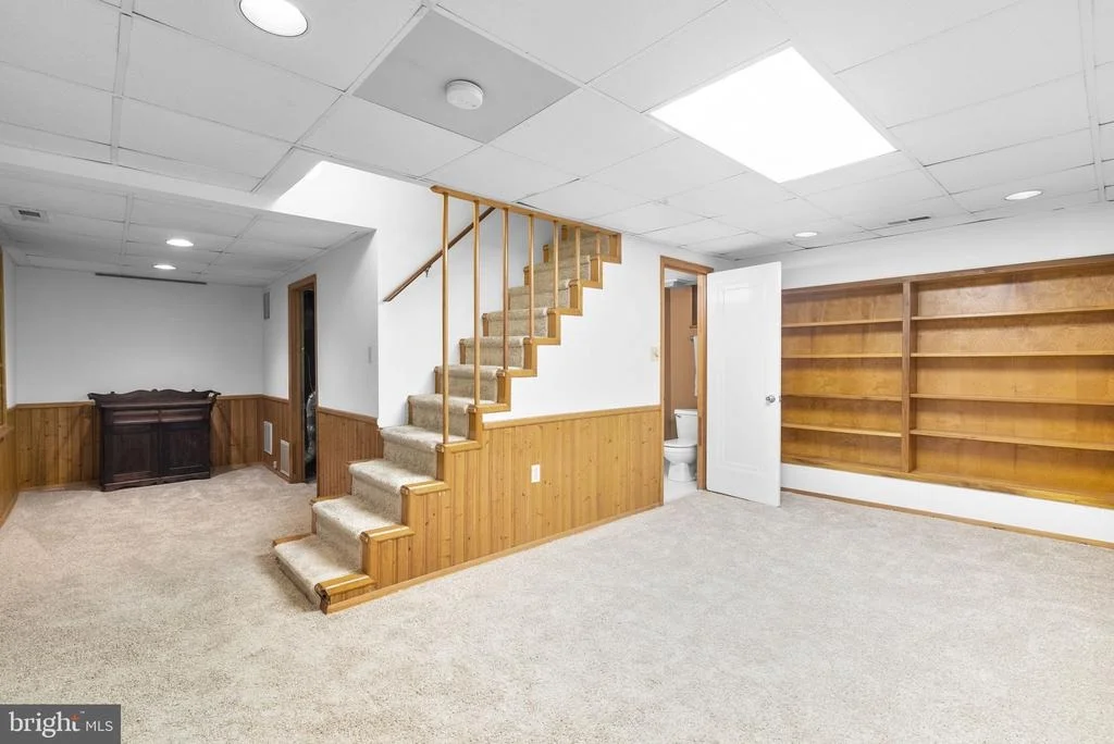 Photo of 213 CRESTMOOR CIRCLE
