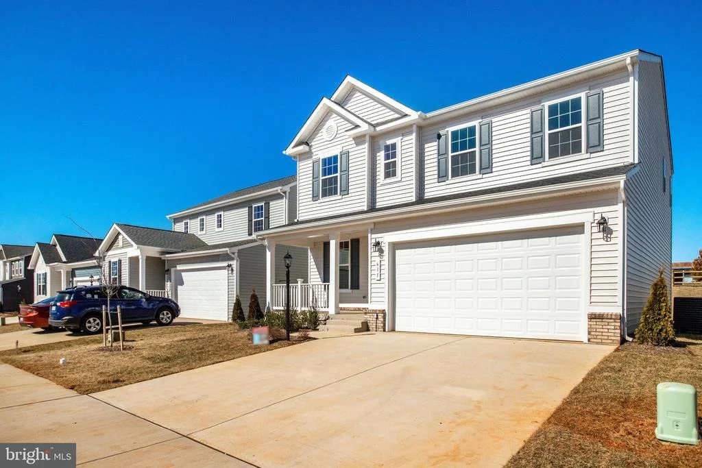 Photo of 611 CLOVER LANE