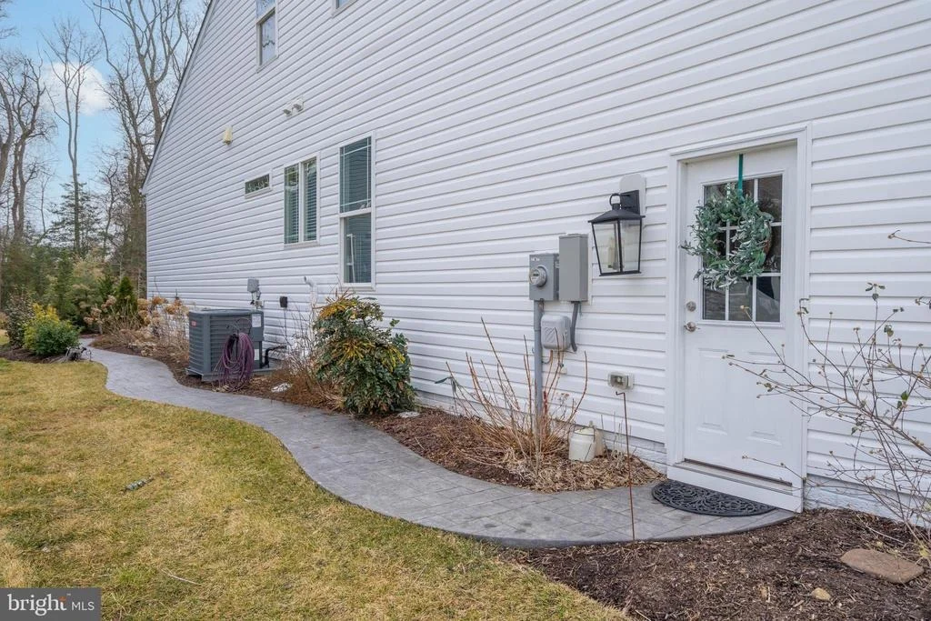 Photo of 23298 BOURBON CIRCLE