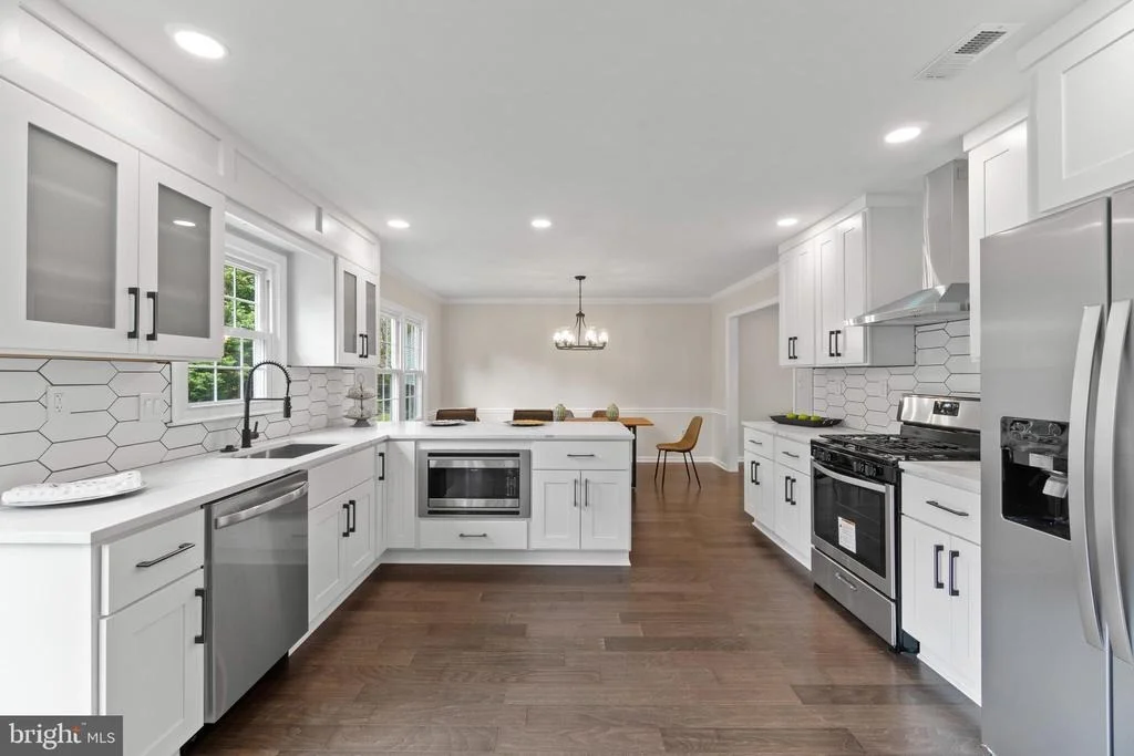 Photo of 14724 BOTANY WAY