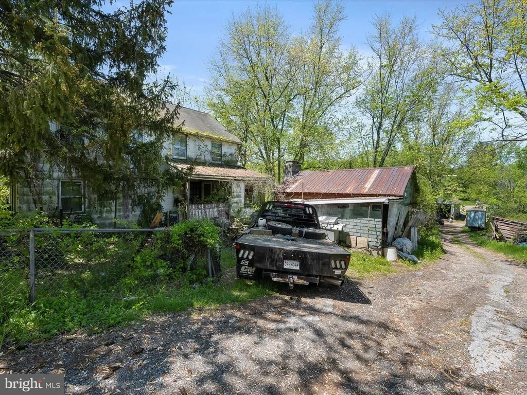Photo of 932 OLD MANCHESTER ROAD