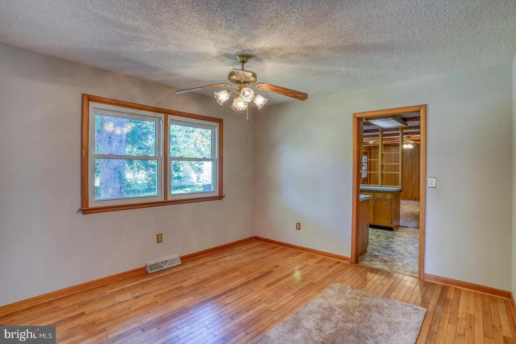 Photo of 54 MEADOW GLEN DRIVE