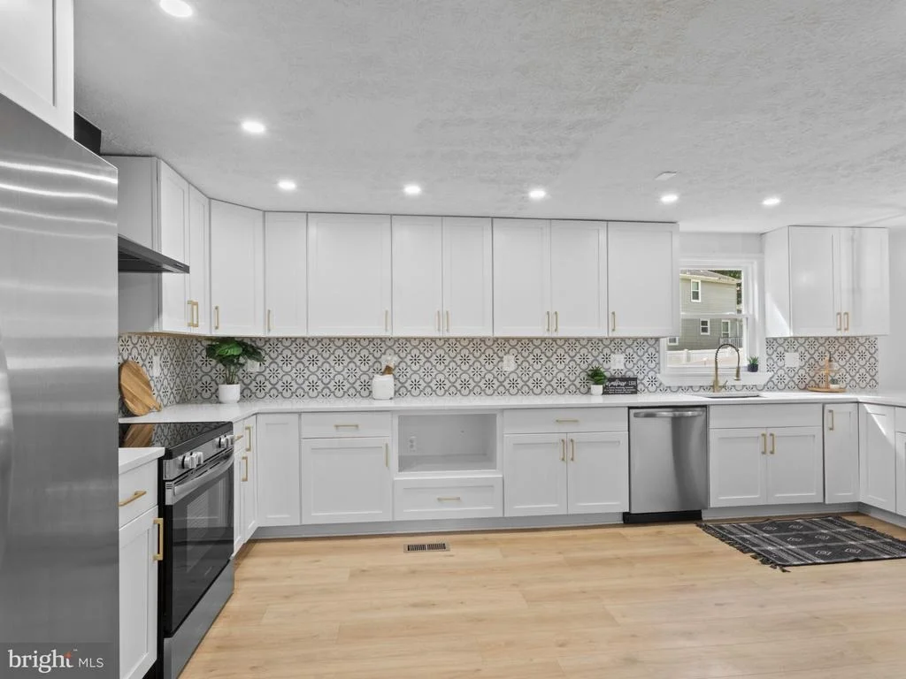 Photo of 7875 BUTTERFIELD DRIVE