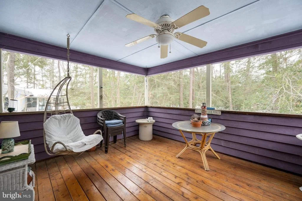 Photo of 23735 WOODS DRIVE