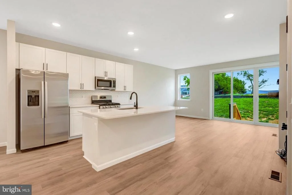 Photo of 104 MIDSUMMER