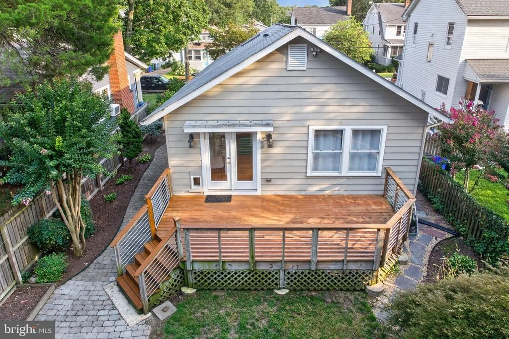 Photo of 122 SMITH AVENUE