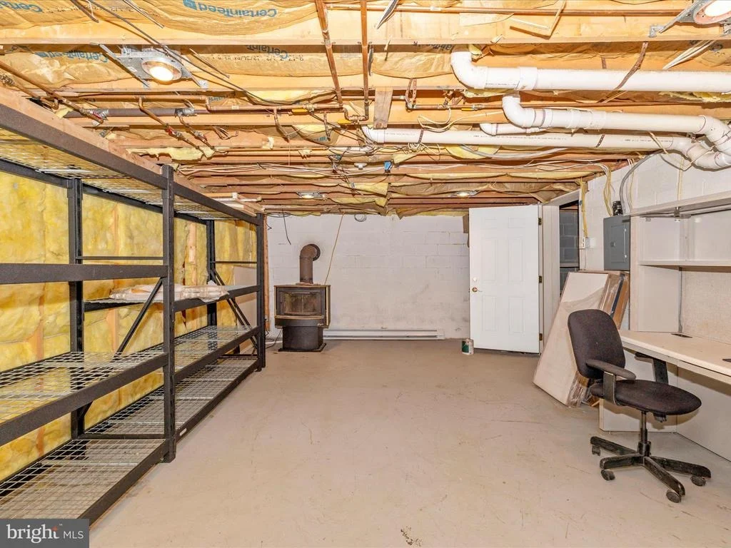 Photo of 6119 DAVIS ROAD