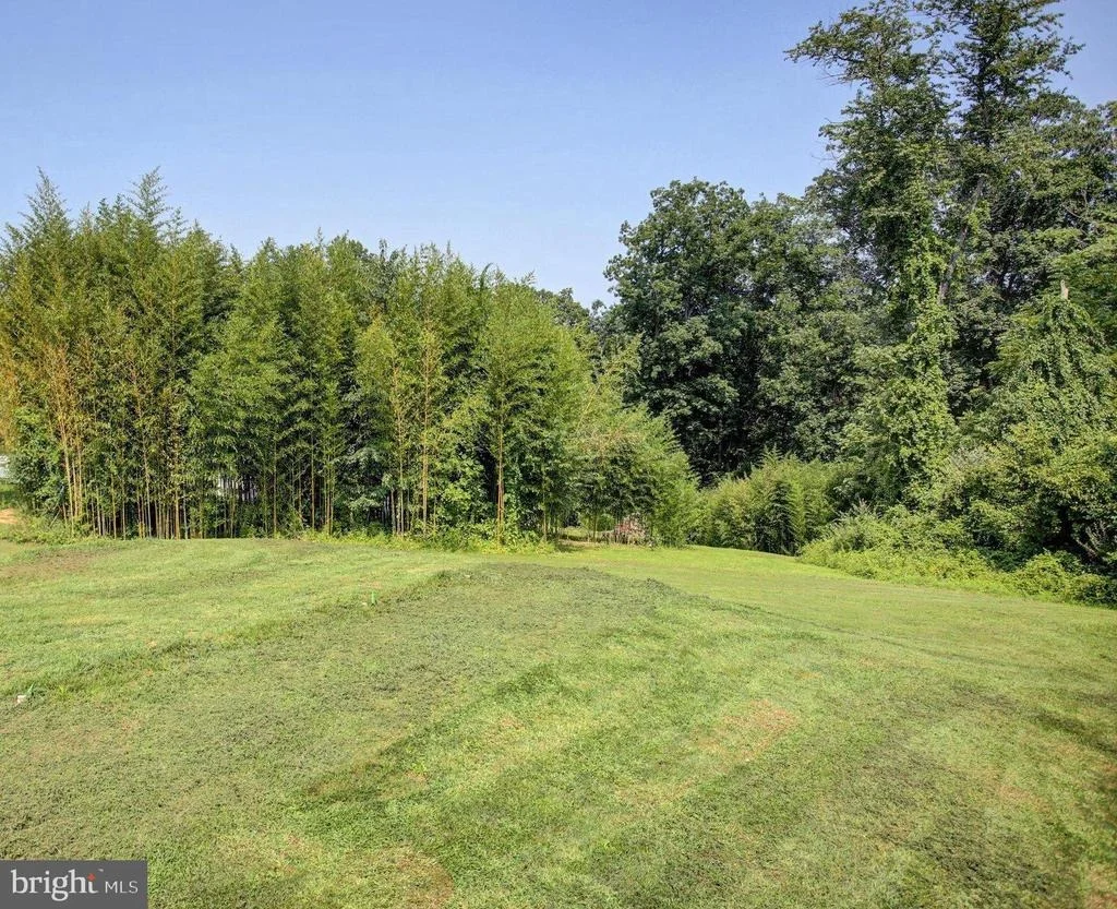 Photo of 22 CROSSVIEW TRAIL