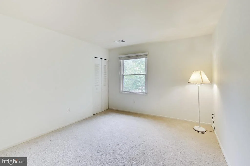 Photo of 5125 KING DAVID BOULEVARD