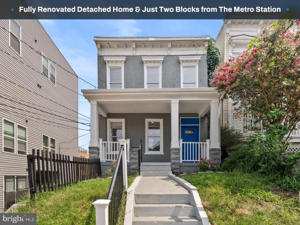 Photo of 1222 TALBERT STREET SE