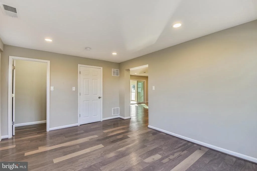 Photo of 5329 RAVENSWORTH ROAD