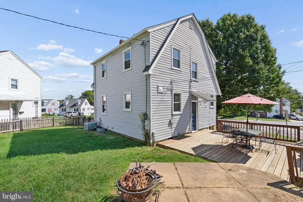 Photo of 5572 OAKLAND ROAD