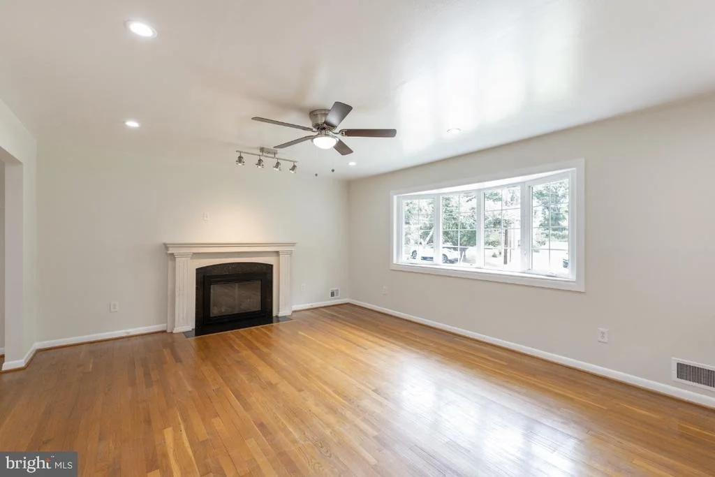 Photo of 1304 XAVERIA DRIVE
