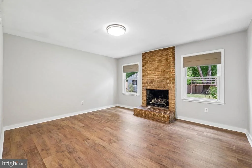 Photo of 1410 KNIGHTS BRIDGE TURN