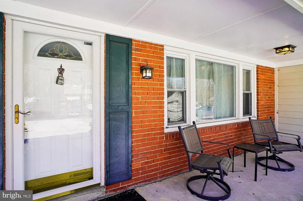 Photo of 16005 PENNANT LANE