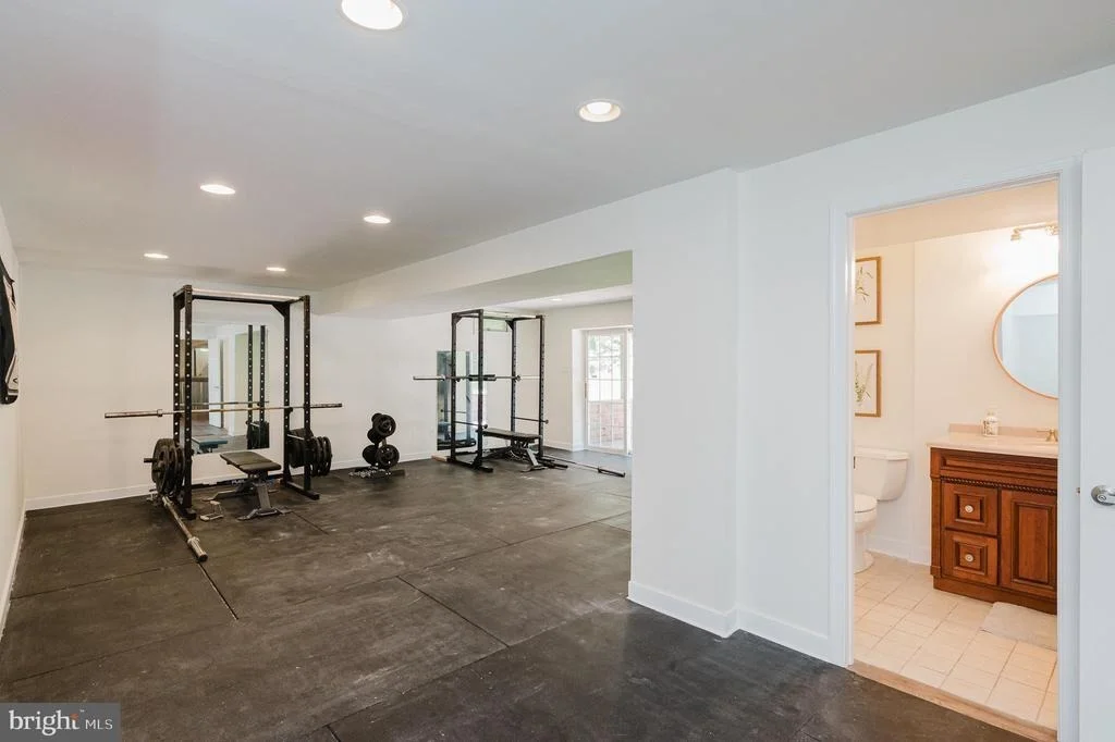 Photo of 2320 QUEENSBURY DRIVE