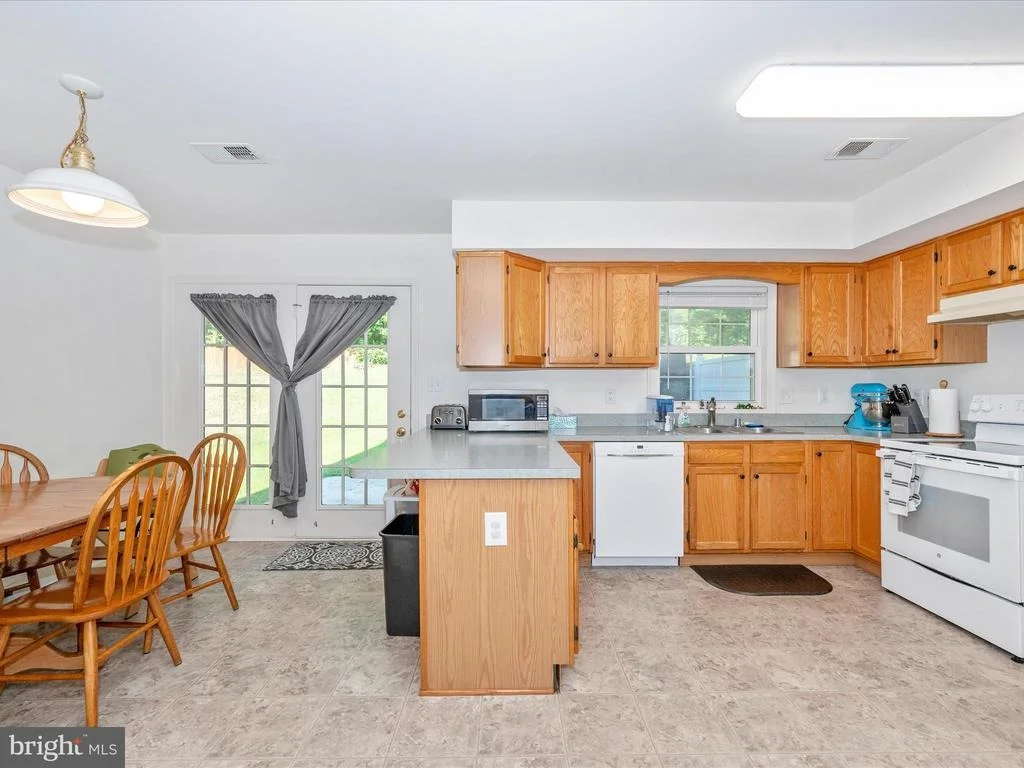 Photo of 10116 SAINT GEORGE CIRCLE