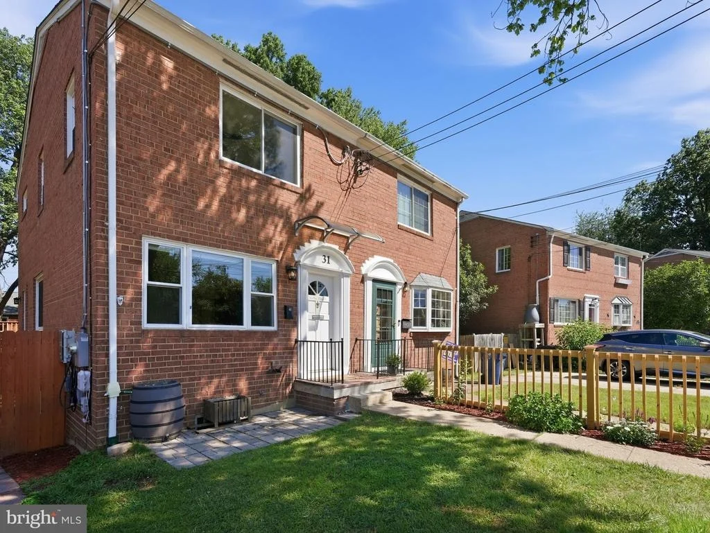Photo of 31 GARDEN DRIVE