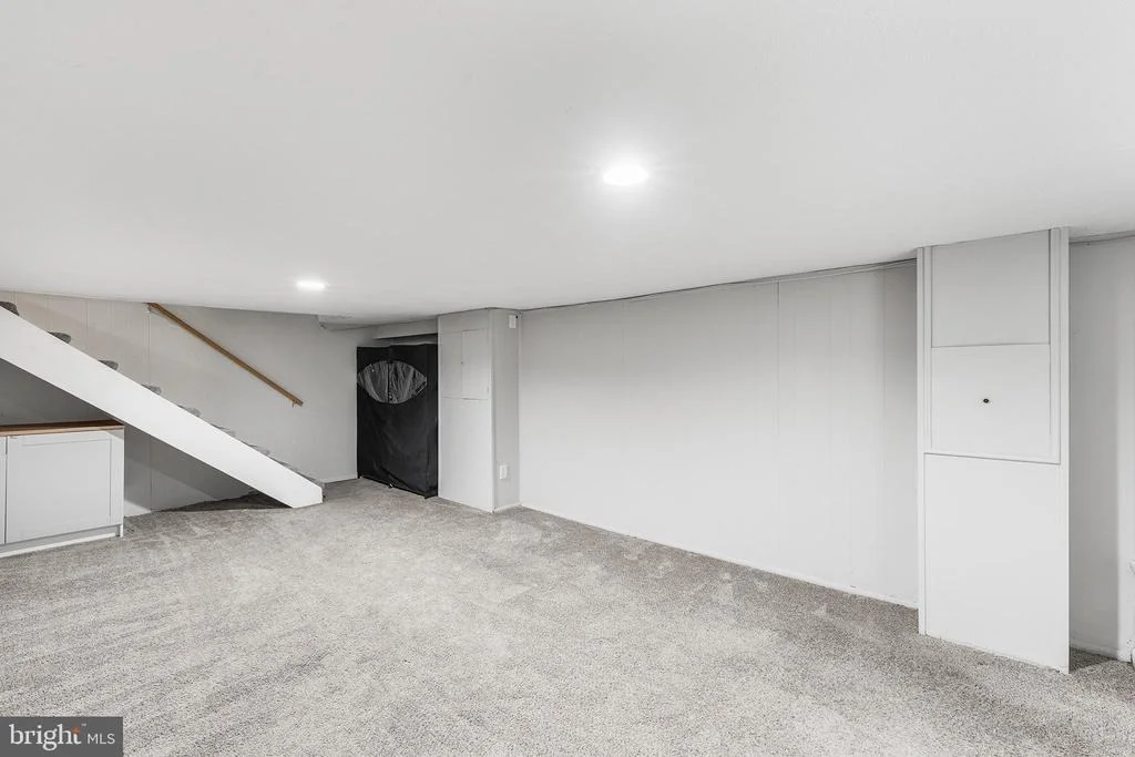 Photo of 14 GIBBONS BOULEVARD