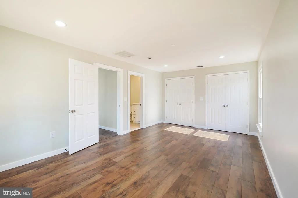 Photo of 1546 RIDGELY DRIVE