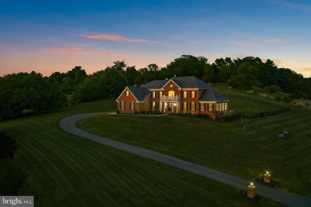 Photo of 15064 BARLOW DRIVE