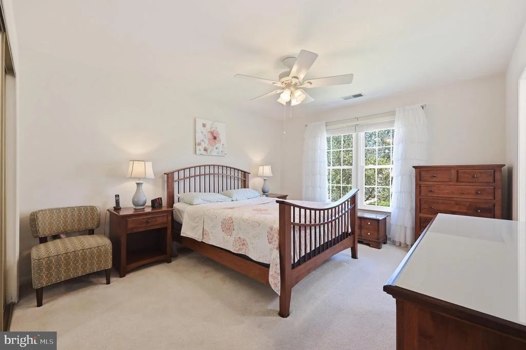 Photo of 1019 CHINABERRY DRIVE