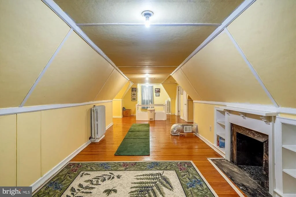 Photo of 200 MEALEY PARKWAY
